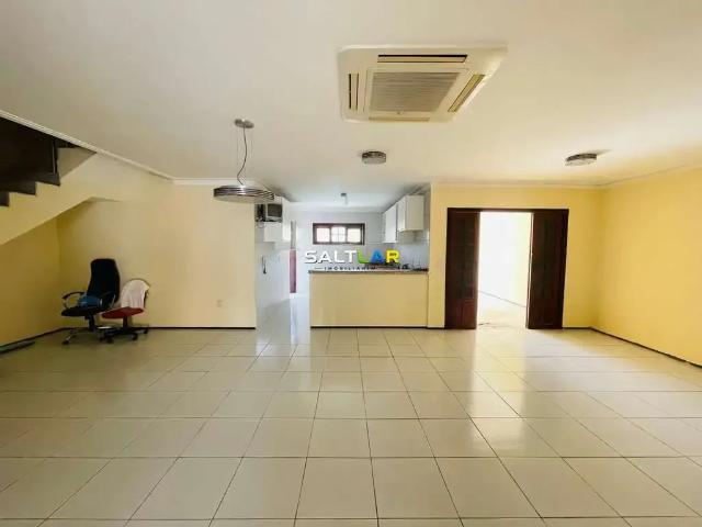 Casa / Sobrado para Venda em Fortaleza/CE Passaré 3 Quartos