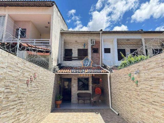 Casa / Sobrado para Venda em Fortaleza/CE Passaré 3 Quartos