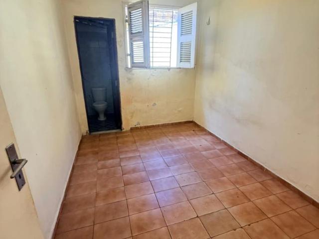 Casa / Sobrado para Venda em Fortaleza/CE Passaré 3 Quartos