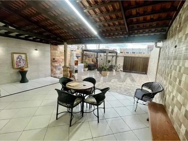 Casa / Sobrado para Venda em Fortaleza/CE Passaré 4 Quartos