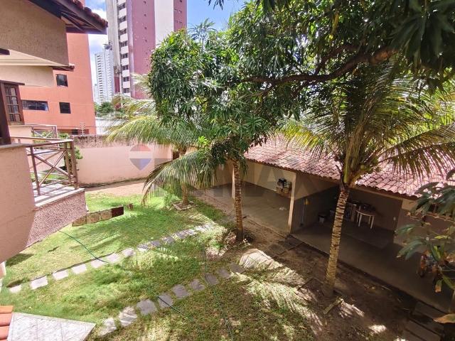 Casa / Sobrado para Venda em Fortaleza/CE Patriolino Ribeiro 5 Quartos