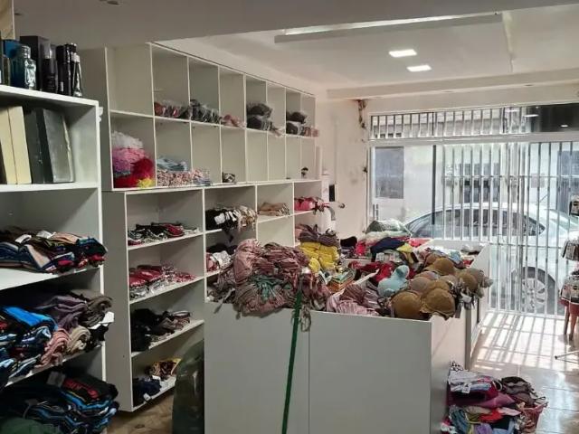 Casa / Sobrado para Venda em Fortaleza/CE Pici 2 Quartos