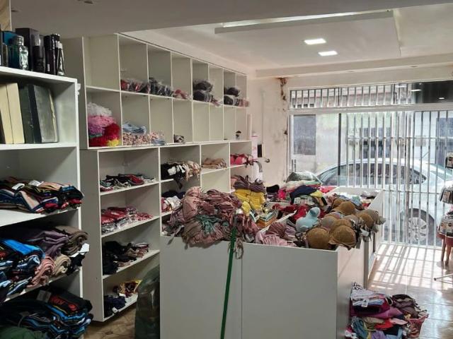 Casa / Sobrado para Venda em Fortaleza/CE Pici 2 Quartos