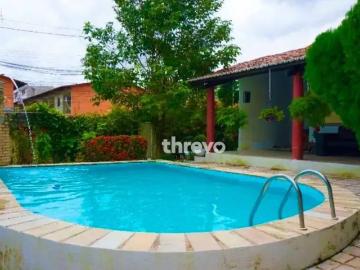 Casa / Sobrado para Venda em Fortaleza/CE Pici 3 Quartos