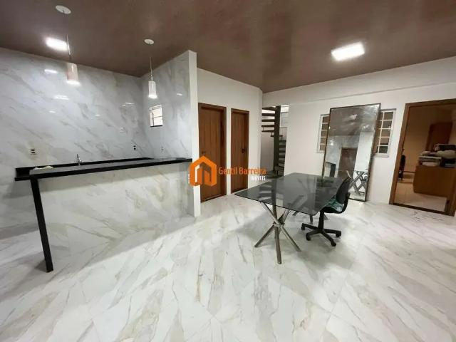 Casa / Sobrado para Venda em Fortaleza/CE Praia de Iracema 2 Quartos