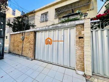 Casa / Sobrado para Venda em Fortaleza/CE Praia de Iracema 2 Quartos