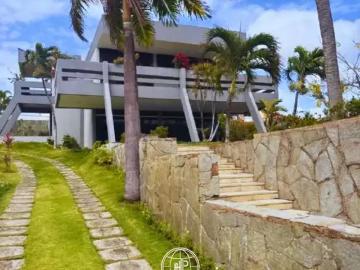 Casa / Sobrado para Venda em Fortaleza/CE Praia do Futuro II 5 Quartos