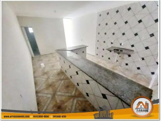Casa / Sobrado para Venda em Fortaleza/CE Prefeito José Walter 2 Quartos