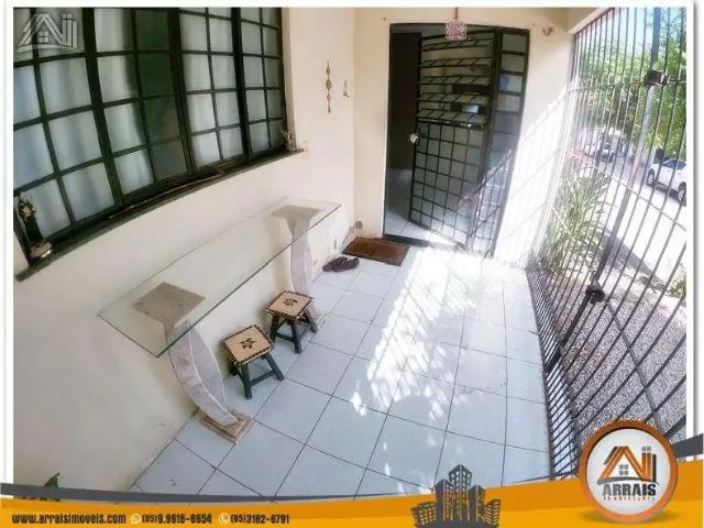 Casa / Sobrado para Venda em Fortaleza/CE Prefeito José Walter 3 Quartos