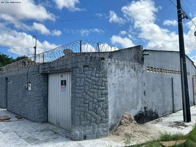 Casa / Sobrado para Venda em Fortaleza/CE Prefeito José Walter 3 Quartos