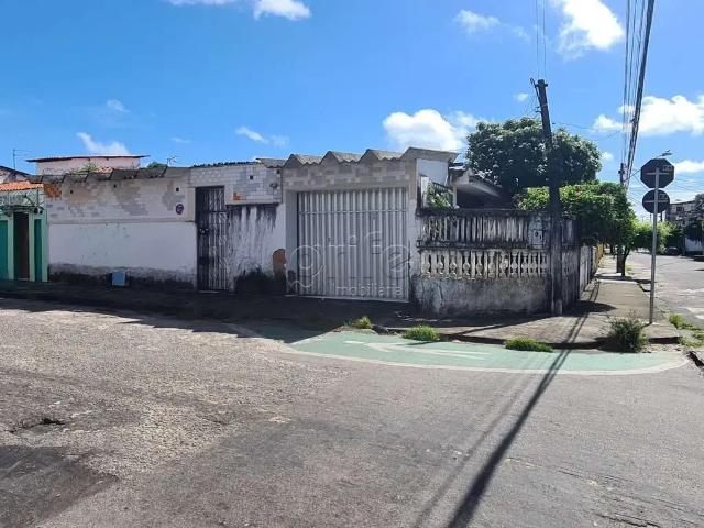 Casa / Sobrado para Venda em Fortaleza/CE Rodolfo Teófilo 3 Quartos