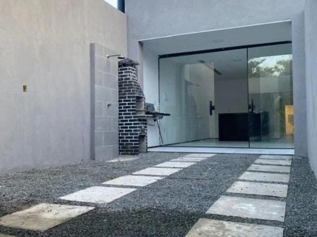 Casa / Sobrado para Venda em Fortaleza/CE São Bento 3 Quartos