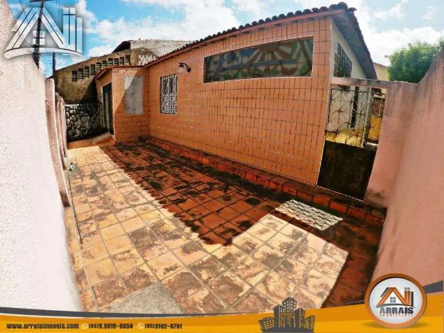 Casa / Sobrado para Venda em Fortaleza/CE São Gerardo 4 Quartos
