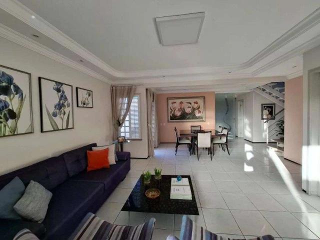 Casa / Sobrado para Venda em Fortaleza/CE São Gerardo 4 Quartos