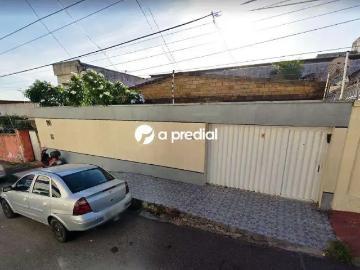 Casa / Sobrado para Venda em Fortaleza/CE São João do Tauape 4 Quartos