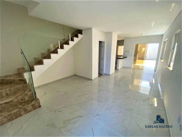 Casa / Sobrado para Venda em Fortaleza/CE Sapiranga 4 Quartos