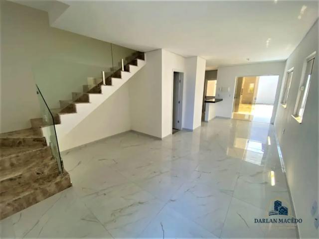 Casa / Sobrado para Venda em Fortaleza/CE Sapiranga 4 Quartos