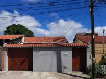 Casa / Sobrado para Venda em Fortaleza/CE Serrinha 3 Quartos