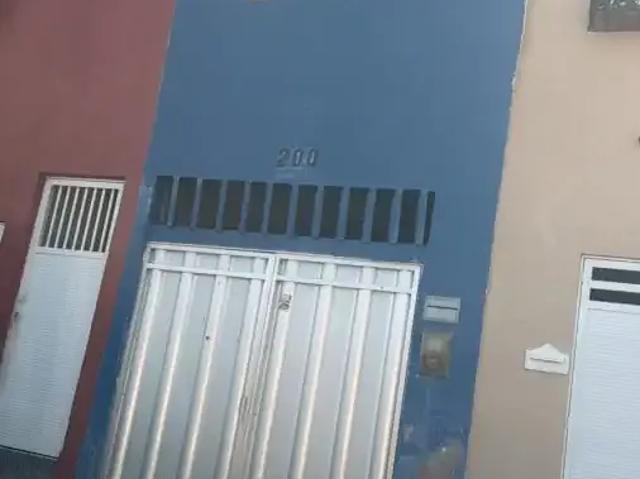 Casa / Sobrado para Venda em Fortaleza/CE Serrinha 2 Quartos