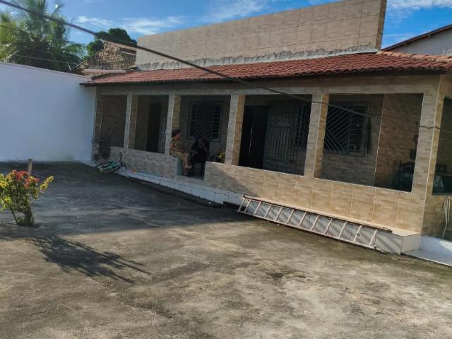 Casa / Sobrado para Venda em Fortaleza/CE Siqueira 4 Quartos