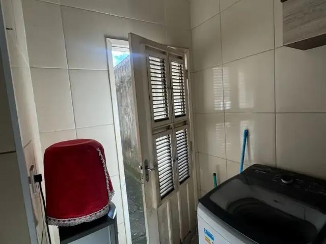 Casa / Sobrado para Venda em Fortaleza/CE Siqueira 2 Quartos