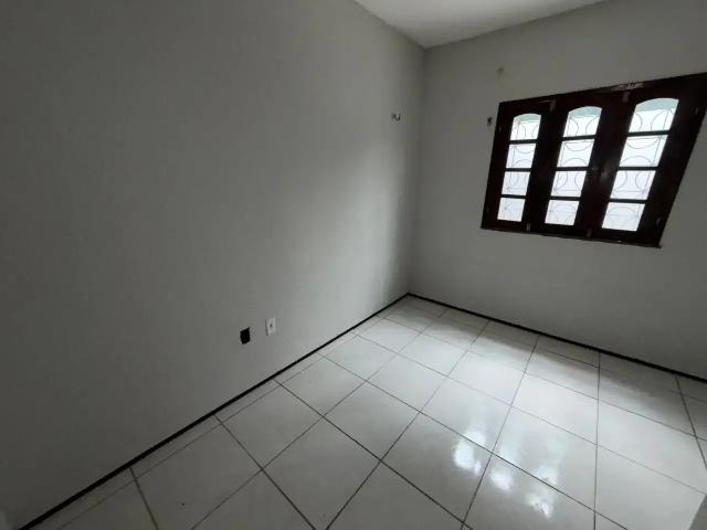Casa / Sobrado para Venda em Fortaleza/CE Siqueira 2 Quartos