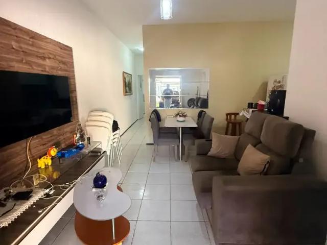 Casa / Sobrado para Venda em Fortaleza/CE Siqueira 3 Quartos