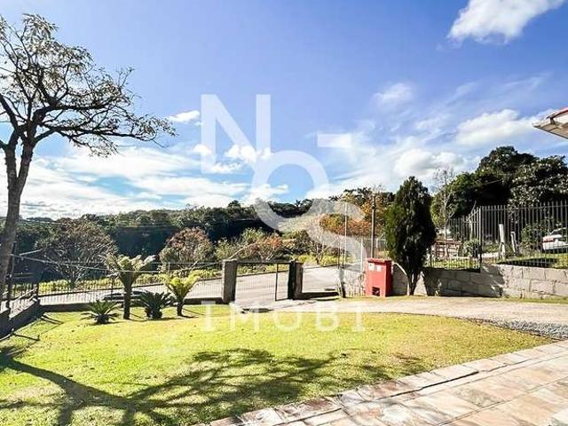 Casa / Sobrado para Venda em Flores da Cunha/RS Nova Roma Distrito 3 Quartos