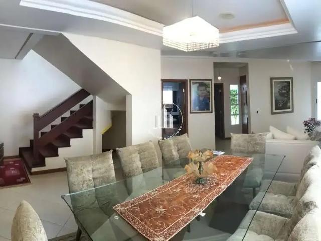Casa / Sobrado para Venda em Florianópolis/SC Coloninha 3 Quartos