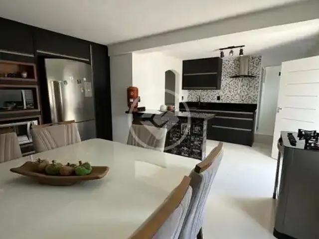 Casa / Sobrado para Venda em Florianópolis/SC Coloninha 5 Quartos