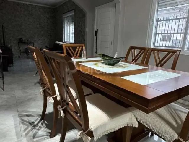 Casa / Sobrado para Venda em Florianópolis/SC Coloninha 5 Quartos