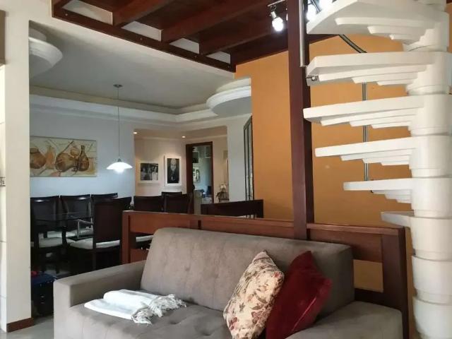 Casa / Sobrado para Venda em Florianópolis/SC Coqueiros 3 Quartos