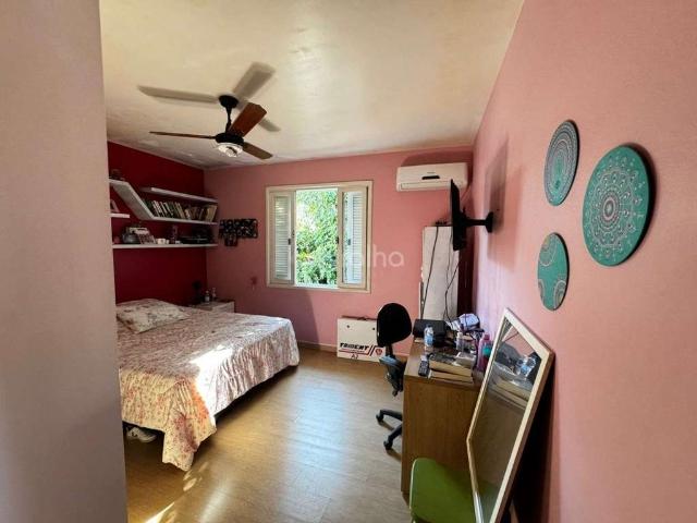 Casa / Sobrado para Venda em Florianópolis/SC Coqueiros 3 Quartos