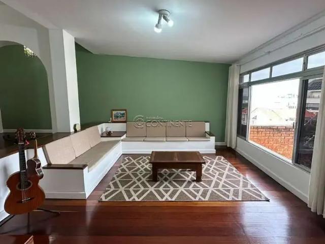 Casa / Sobrado para Venda em Florianópolis/SC Coqueiros 5 Quartos