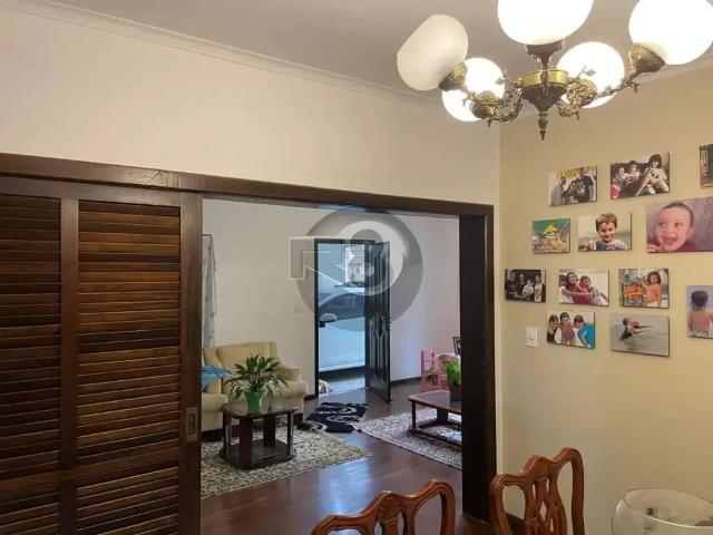 Casa / Sobrado para Venda em Florianópolis/SC Coqueiros 4 Quartos