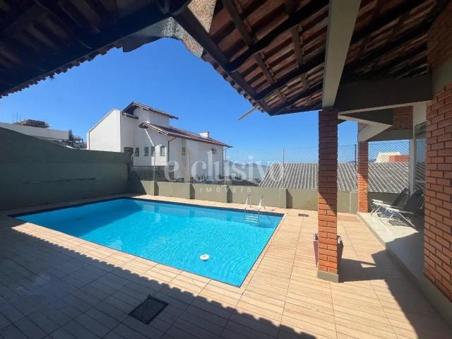 Casa / Sobrado para Venda em Florianópolis/SC Coqueiros 5 Quartos