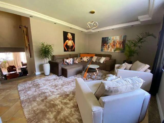 Casa / Sobrado para Venda em Florianópolis/SC Coqueiros 7 Quartos