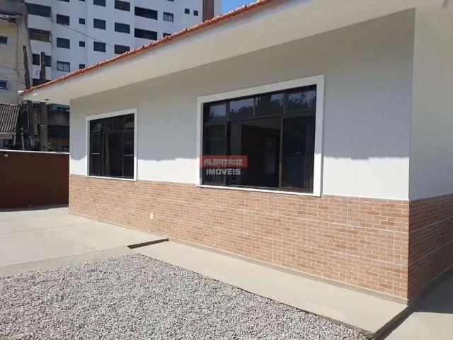 Casa / Sobrado para Venda em Florianópolis/SC Córrego Grande 4 Quartos