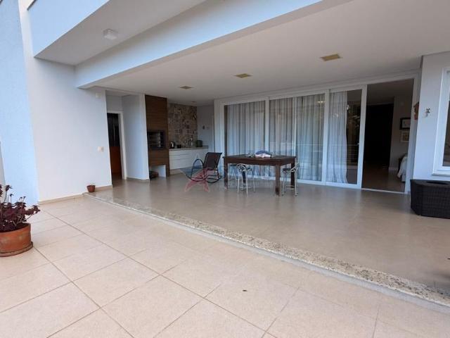 Casa / Sobrado para Venda em Florianópolis/SC Córrego Grande 4 Quartos