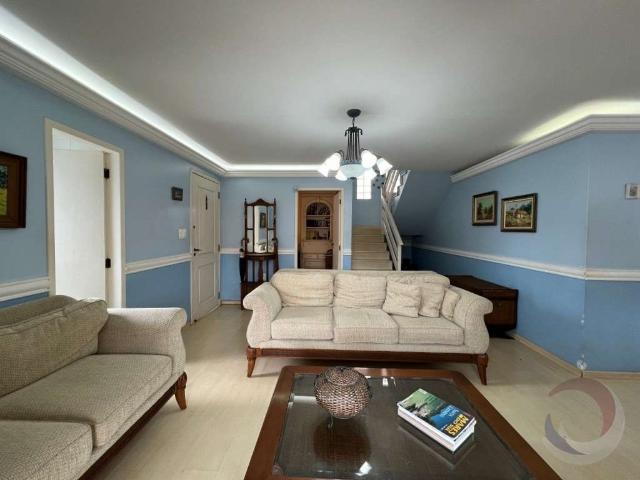 Casa / Sobrado para Venda em Florianópolis/SC Córrego Grande 4 Quartos