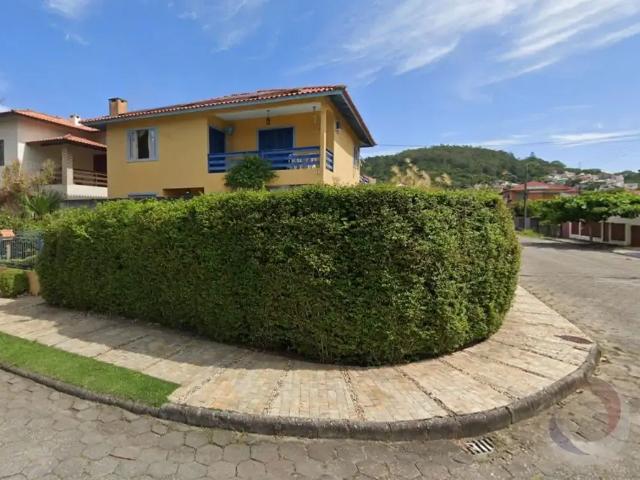Casa / Sobrado para Venda em Florianópolis/SC Córrego Grande 4 Quartos