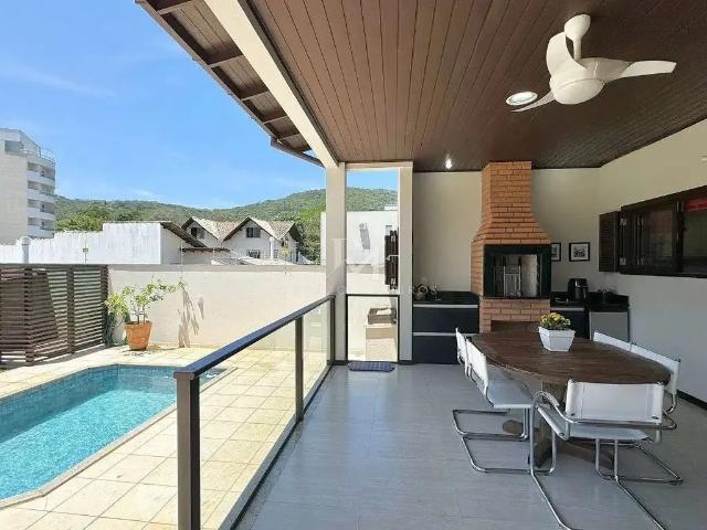 Casa / Sobrado para Venda em Florianópolis/SC Córrego Grande 4 Quartos