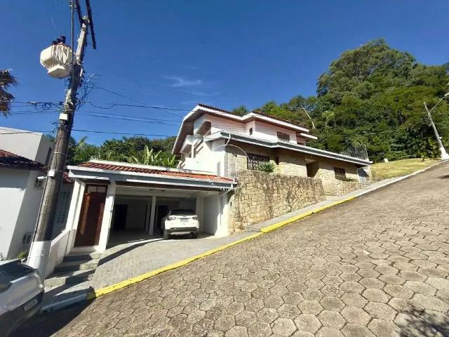 Casa / Sobrado para Venda em Florianópolis/SC Córrego Grande 5 Quartos