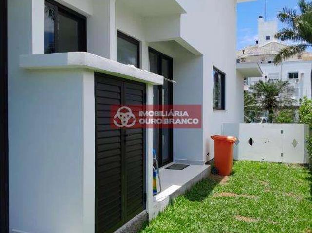 Casa / Sobrado para Venda em Florianópolis/SC Cachoeira do Bom Jesus 4 Quartos