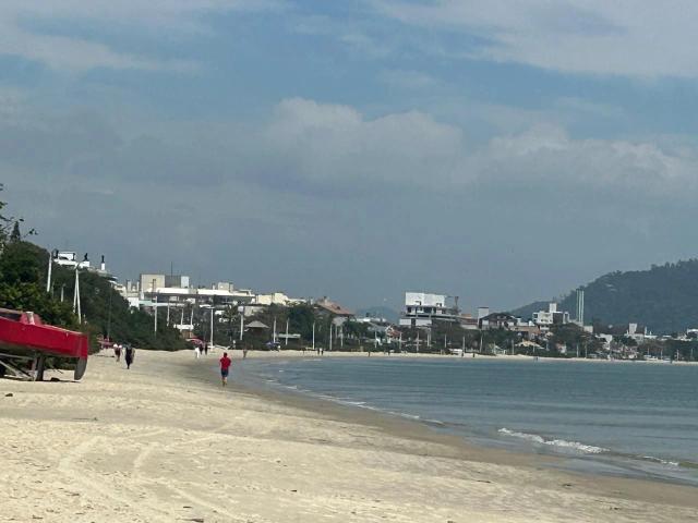 Casa / Sobrado para Venda em Florianópolis/SC Cachoeira do Bom Jesus 4 Quartos