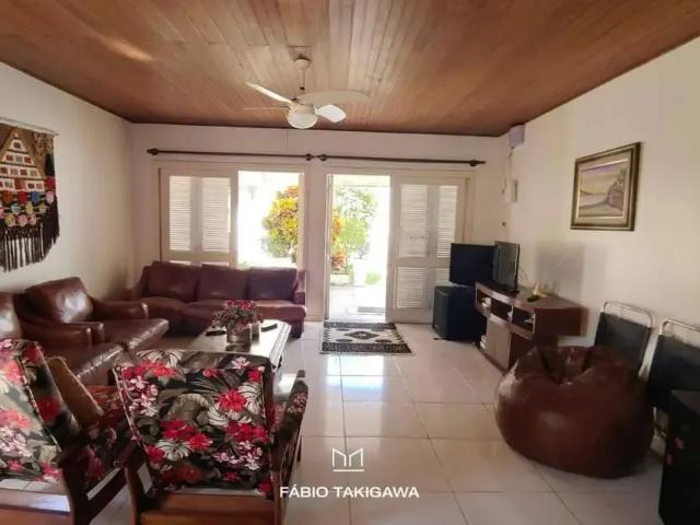 Casa / Sobrado para Venda em Florianópolis/SC Cachoeira do Bom Jesus 5 Quartos