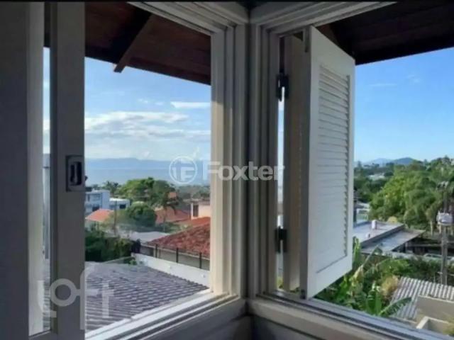 Casa / Sobrado para Venda em Florianópolis/SC Cacupé 3 Quartos