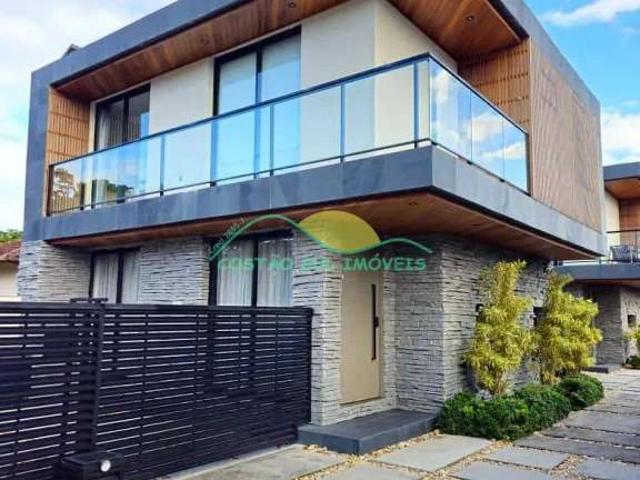 Casa / Sobrado para Venda em Florianópolis/SC Campeche 3 Quartos