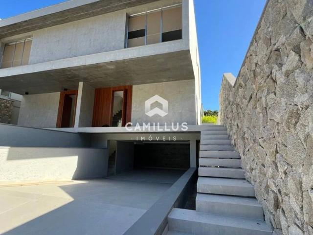 Casa / Sobrado para Venda em Florianópolis/SC Campeche 3 Quartos