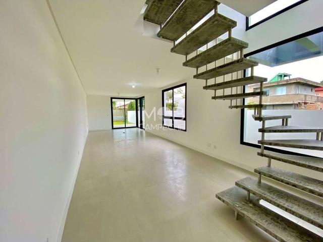 Casa / Sobrado para Venda em Florianópolis/SC Campeche 3 Quartos